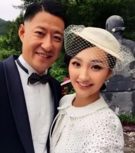  于震婚姻疑云：现任妻子辛月被指为小三