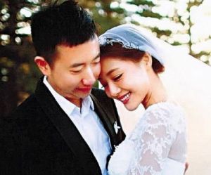  柯佳嬿18岁便步入婚姻殿堂，丈夫谢坤达个人资料公开