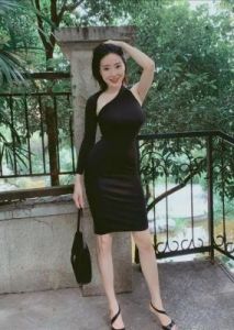 刘强东案女主曝光，网友热议：京东掌门人果然脸盲