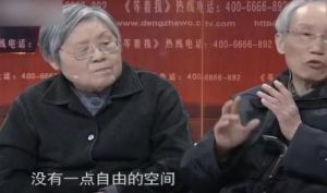 倪萍家庭近况：丈夫相貌引人关注，儿子成学霸