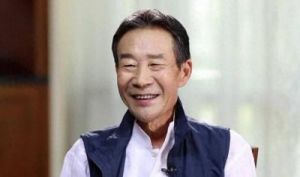 李雪健抗癌18年，65岁家庭幸福