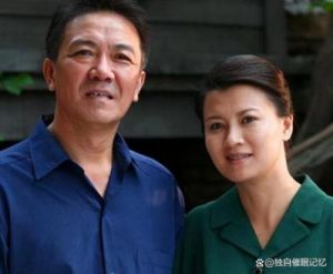 李幼斌婚姻状况及家庭背景：现任妻子前妻与儿子介绍