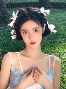 小怡同学与吴亦凡、任世豪复杂关系揭秘