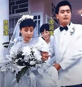 周润发与余安安的闪婚闪离：爱情与疗伤的启示